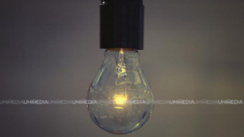 Ultima oră! Cetățenii riscă să rămână mâine fără curent electric: Energocom anunță un deficit de 25%
