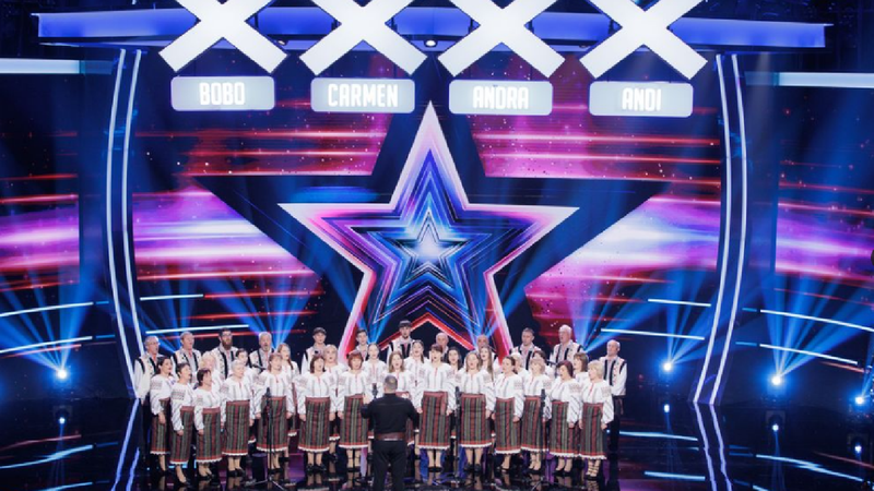 (video) Corul din Moldova „Doina Codrului”, aplaudat în picioare la Românii au Talent: „Mi-a plăcut”