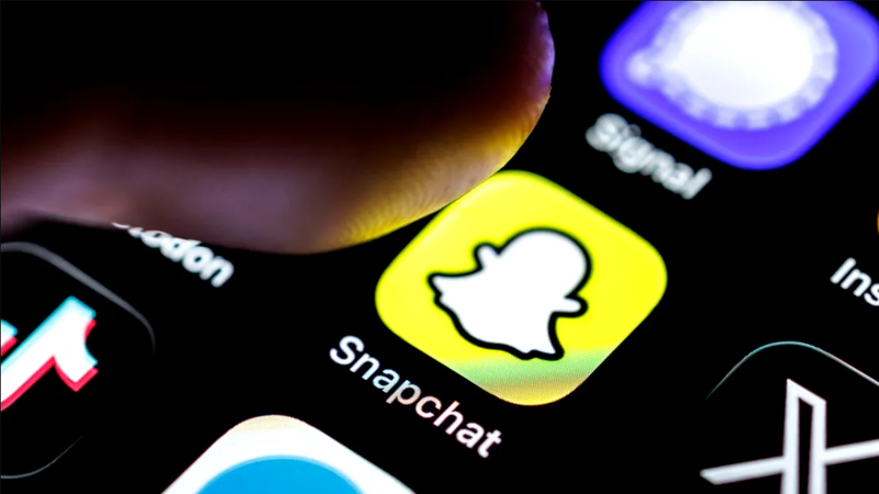 UE investighează Snapchat: Platforma este acuzată că nu protejează suficient copiii de prădători