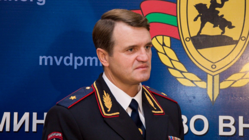 Fostul șef al departamentului de Interne de la Tiraspol, Ruslan Mova, nu a putut trece pe malul drept: Maia Sandu i-a retras recent cetățenia