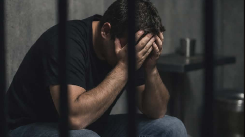 Sancțiuni mai dure pentru părinții care nu plătesc pensia alimentară: Vor avea probleme la frontieră, vor lucra pe gratis sau vor ajunge după gratii