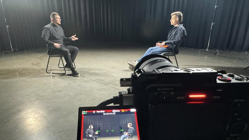 „Un extremist de dreapta într-o universitate din Moldova.” Constanța Dohotaru: „Cum a avut acces Denis Kapustin la USM? E un e un neo na$ist!”