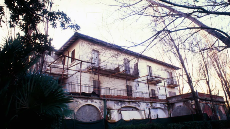 Vila care a divizat Italia: De ce statul a cumpărat casa lui Mussolini. Numele dictatorului va rămâne pe clădire