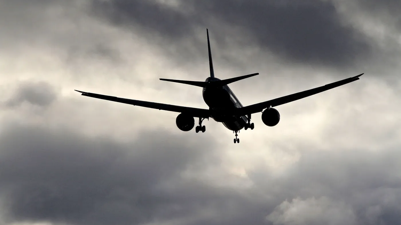 Restricții în patru aeroporturi din Italia, din cauza lipsei de combustibil: Care zboruri vor avea prioritate