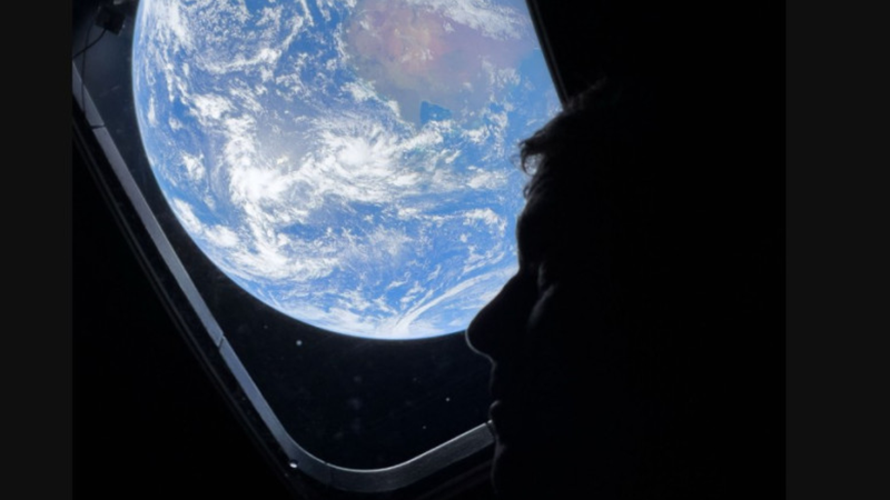 (foto/video) „ E spectaculos!” Noi imagini surprinse de astronauţii misiunii Artemis 2, după ce au parcurs deja două treimi din drumul spre Lună