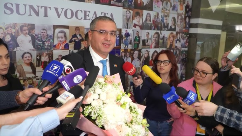 Renato Usatîi: Nu contează cum voi sărbători Paștele. Cel mai important este că am reușit să organizăm ajutor pentru 387 de familii cu mulți copii din întreaga țară