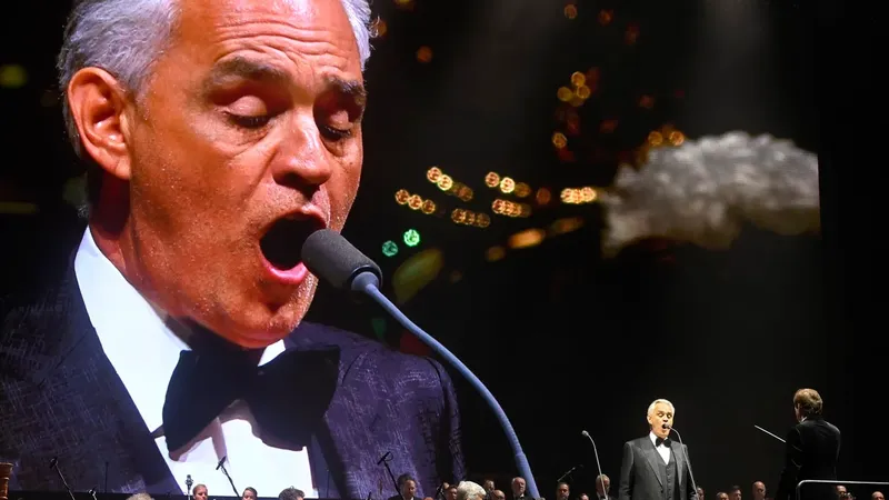 (foto) Cât costă o zi la plaja privată a lui Andrea Bocelli din Italia