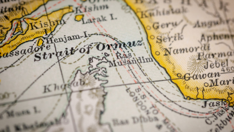 Iranul va permite trecerea a numai 15 nave pe zi prin Strâmtoarea Ormuz, după armistițiul cu SUA