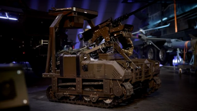 „Roboții nu sângerează”: Ucraina trimite sisteme autonome pe câmpul de luptă pentru a înlocui soldații