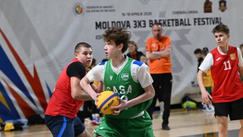 (foto) Competiția „Moldova 3×3 Basketball Festival”, găzduită pentru prima dată în țara noastră: Peste 500 de sportivi din toată lumea au participat la concurs