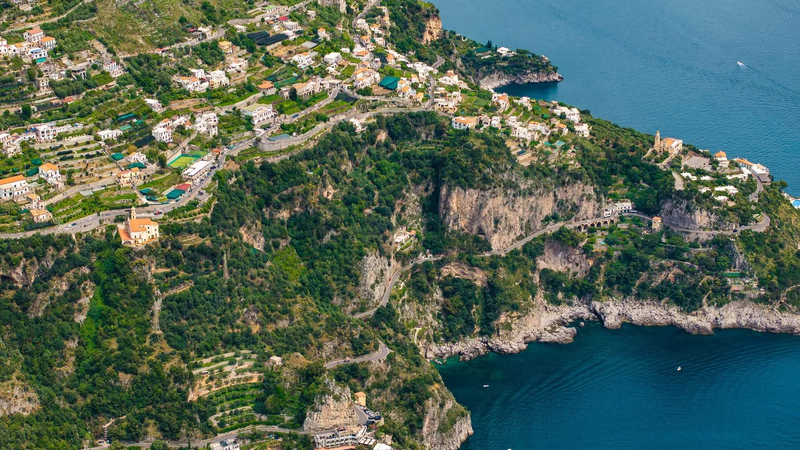 Țara care a devenit noul paradis fiscal al Europei: Aceste reguli îi fac pe bogații lumii să-și mute averile aici