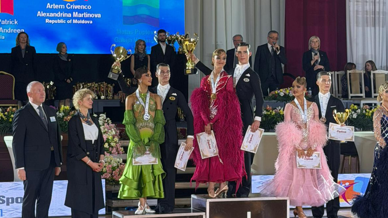 Tandemul Artem Crivenco - Alexandrina Martînova a câștigat Campionatul European de tineret. Peste 48 de perechi au concurat la competiție
