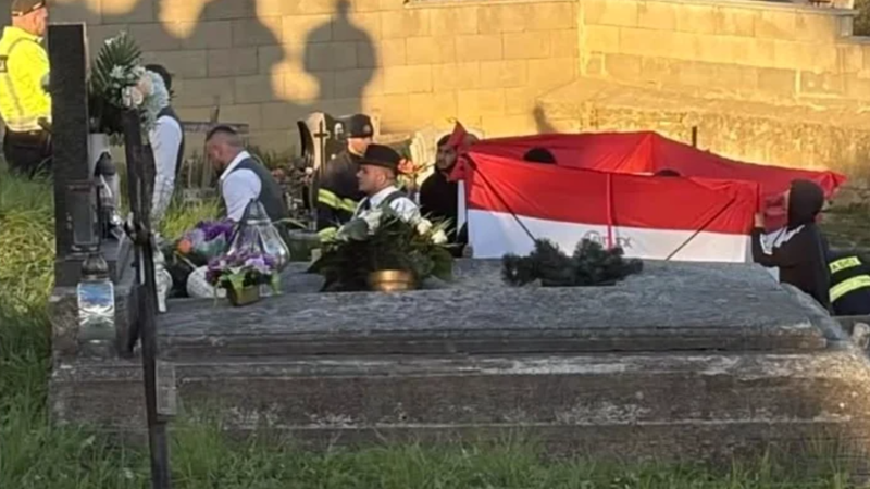 Momente de groază într-un cimitir din Slovacia. Familia a auzit zgomote din mormânt și a cerut deshumarea: „L-am strigat «tată», și parcă ne-a răspuns”