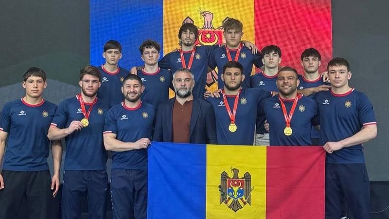 (foto) Moldova a strălucit la Europenele de MMA: Aur, argint și bronz pentru lotul național