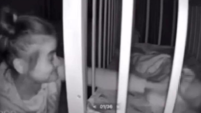 Fără dosar pe cazul Alisei, fetița de un an bătută de mamă: Procurorul de caz a refuzat inițierea urmăririi penale pe motivul „lipsei elementelor infracțiunii”