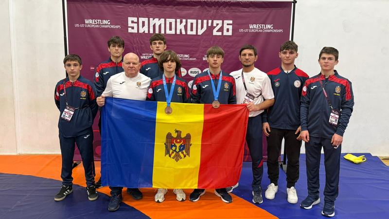 Bronz pentru Moldova, la Campionatul European U17: Luptătorii de stil greco-roman Vadim Țarelunga și Vlad Duminica au urcat pe podium, în Bulgaria