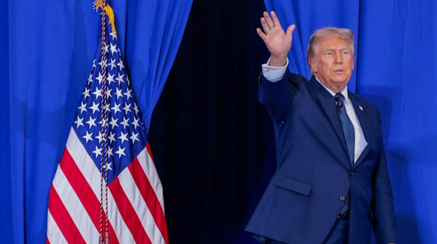 Donald Trump prezintă trei variante pentru eliminarea uraniului îmbogățit al Iranului: „Fără praf, fără dolari”