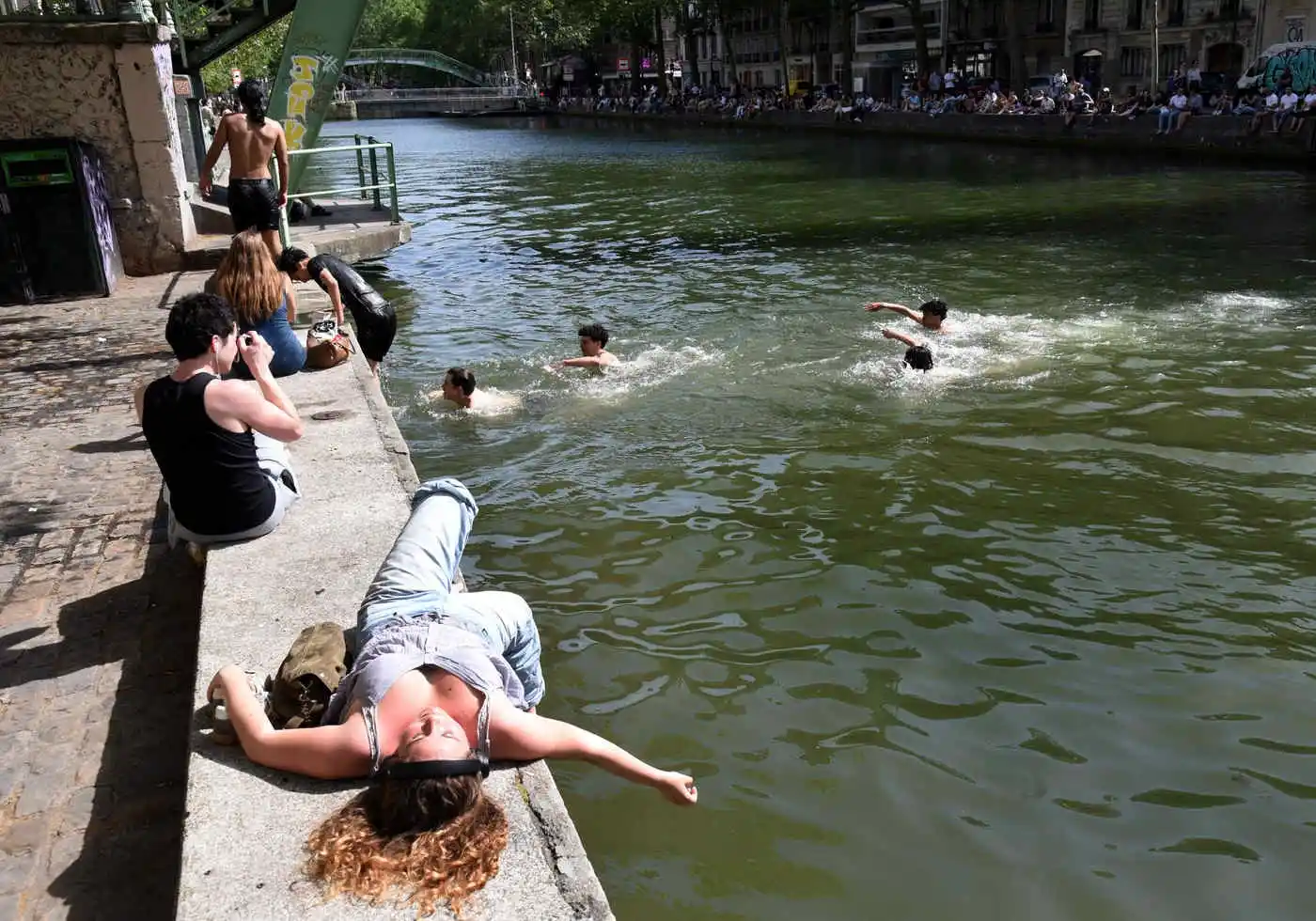 Val de căldură în Europa: Recorduri de temperatură în Franța și Marea Britanie, nopți tropicale și până la 40 °C în Spania. „E fără precedent”