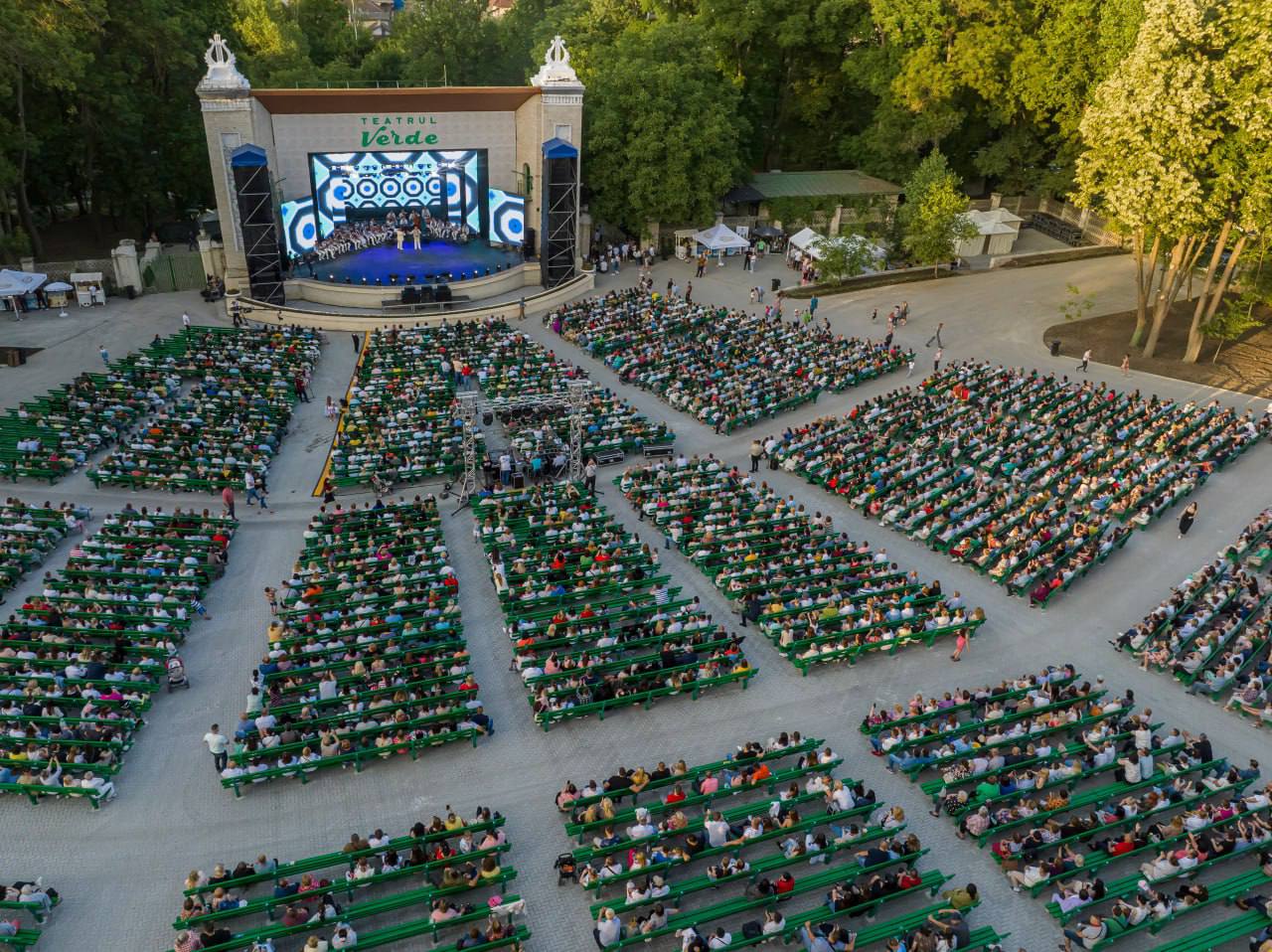 Muzică live, artiști de top și transport organizat: De ce să vii pe 29 mai la Teatrul Verde