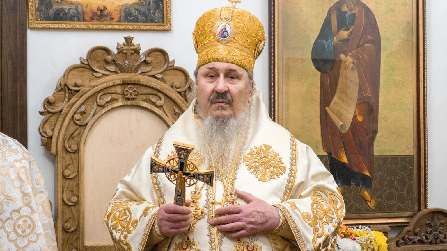 Mitropolitul Basarabiei a demisionat după un scandal sexual în care ar fi implicat împreună cu un episcop: Mulți clerici și apropiați îi cunoșteau apucăturile homosexuale