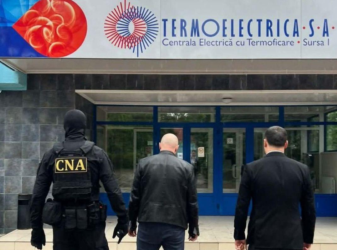 Ultima oră! Un șef de secție de la Termoelectrica, reținut de CNA: Ar fi primit lunar 100 mii lei, pentru a favoriza un agent economic la licitații