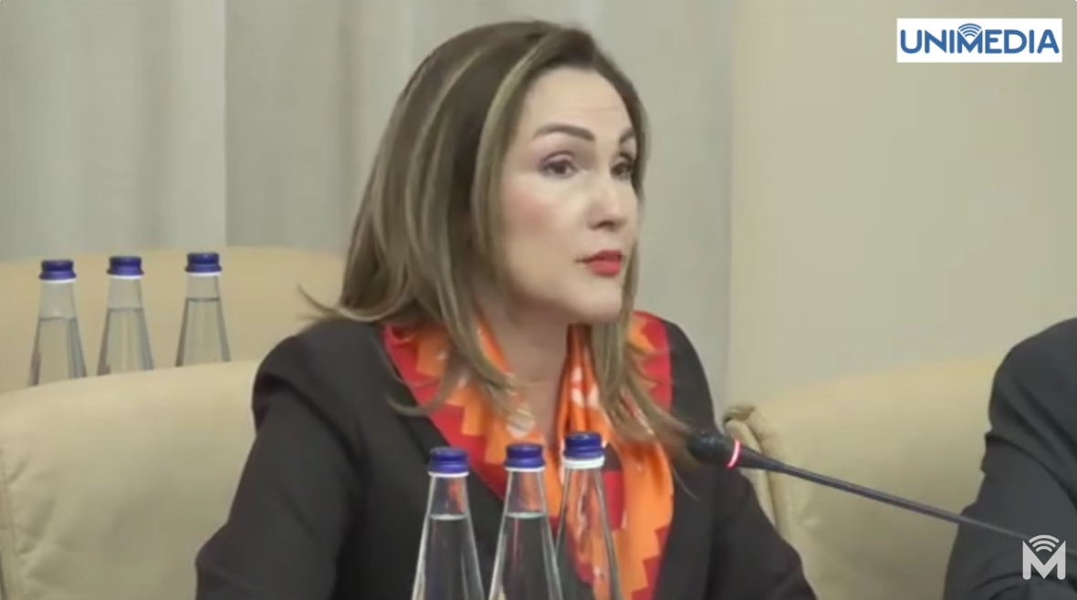 (video) „Ori vă revizuiți poziția, ori nu aveți ce căuta aici”. Munteanu, avertizare pentru șefa Confederației Patronatelor la ședința Guvernului pe legea 164: Nu voi tolera