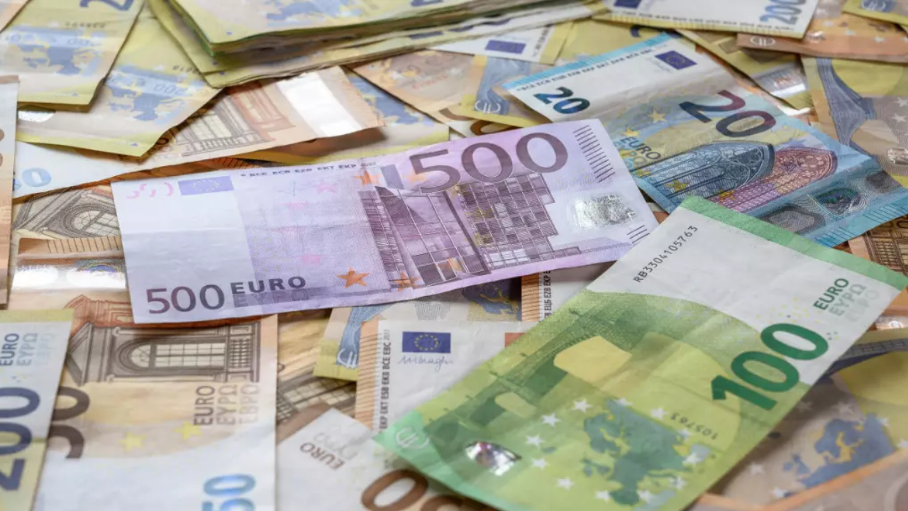 Un bărbat din Turcia a intrat în topul celor mai bogaţi oameni din lume: S-a trezit din senin cu 22 de miliarde de dolari