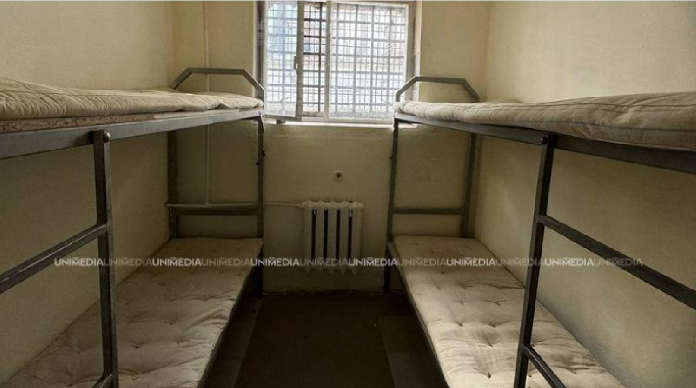 Bărbatul care ar fi agresat sexual o copilă de 7 ani într-o livadă a fost arestat: Poliția a pornit un proces penal pentru tentativă de omor și viol
