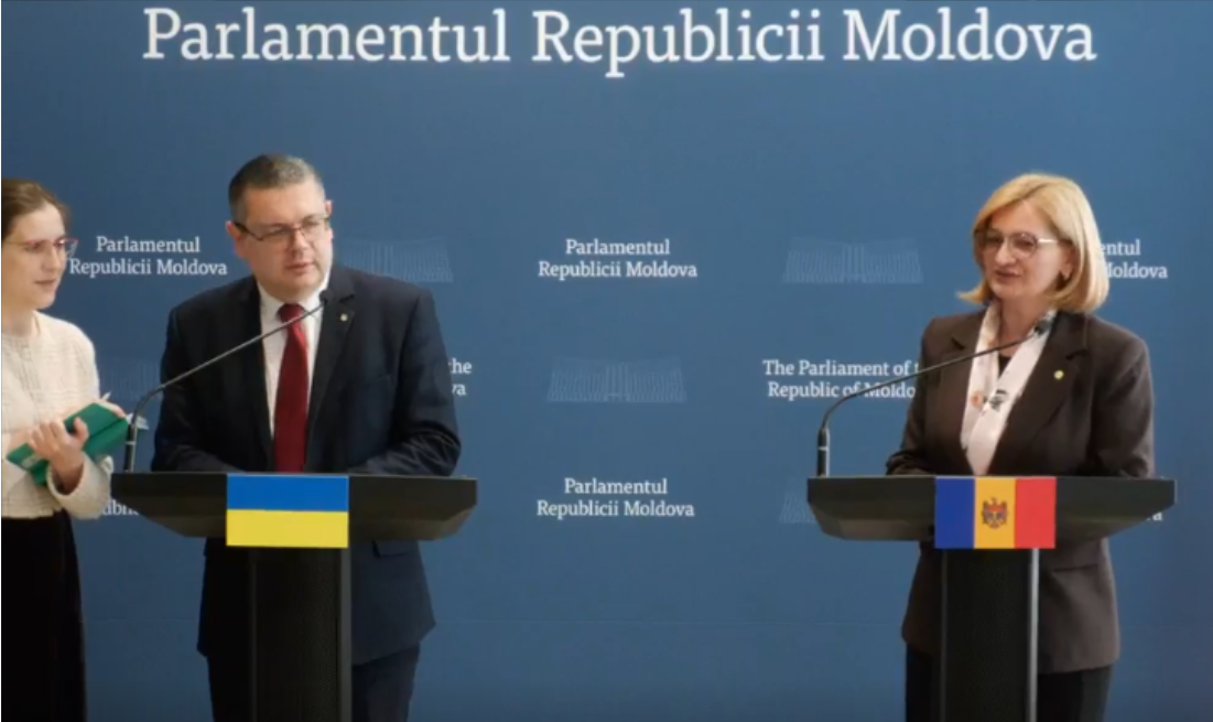 (live) Doina Gherman și omologul său ucrainean, aflat în vizită la Chișinău, fac declarații de presă: Apărând Ucraina, apărați și R. Moldova