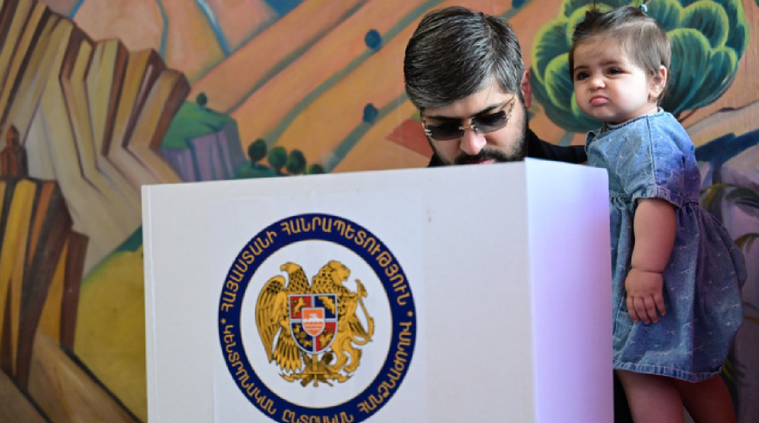 Alegeri în Armenia: Un scrutin test pentru Erevan, care se o