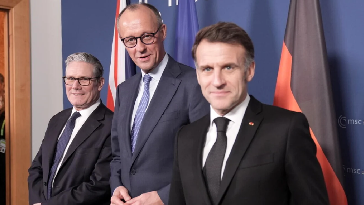 Merz, Macron și Starmer se întâlnesc cu Zelenski la Londra. 