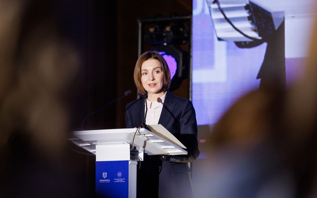 Maia Sandu l-a felicitat pe Nikol Pașinian cu victoria în al