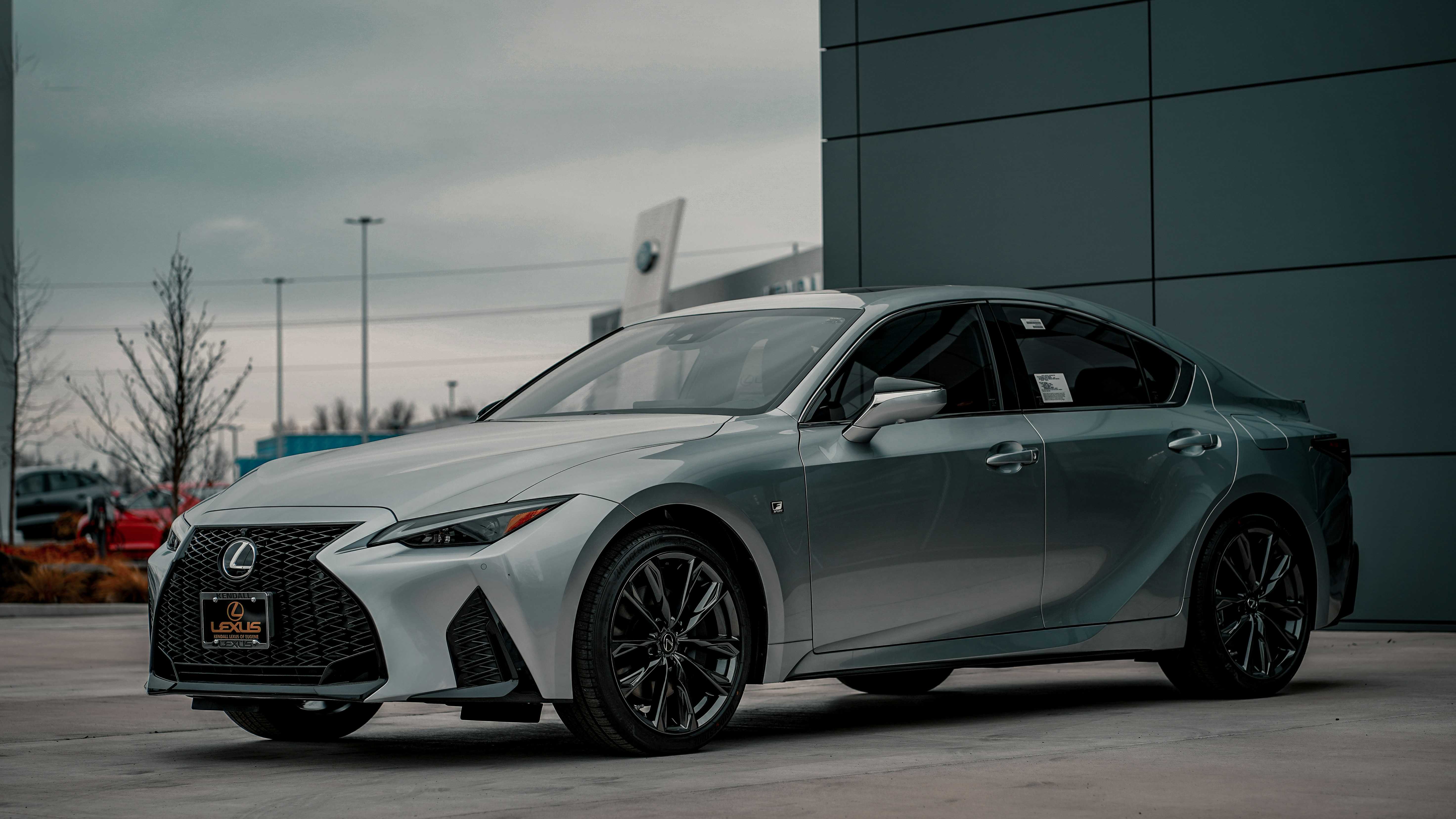 Piese auto Lexus: Cum să întrețineți un vehicul pr
