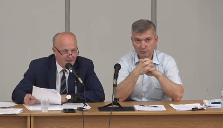 В муниципальном совете Кишинева нарушают антикоронавирусные правила
